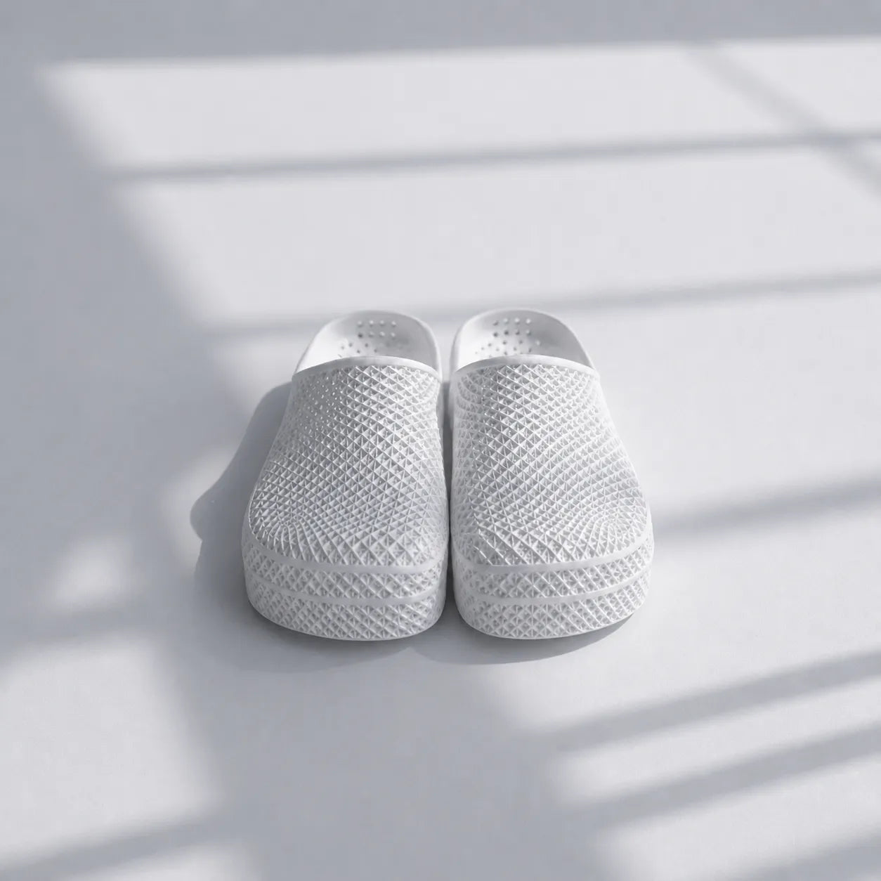 TRANSIT 01 3D printed mule — open lattice upper and platform sole