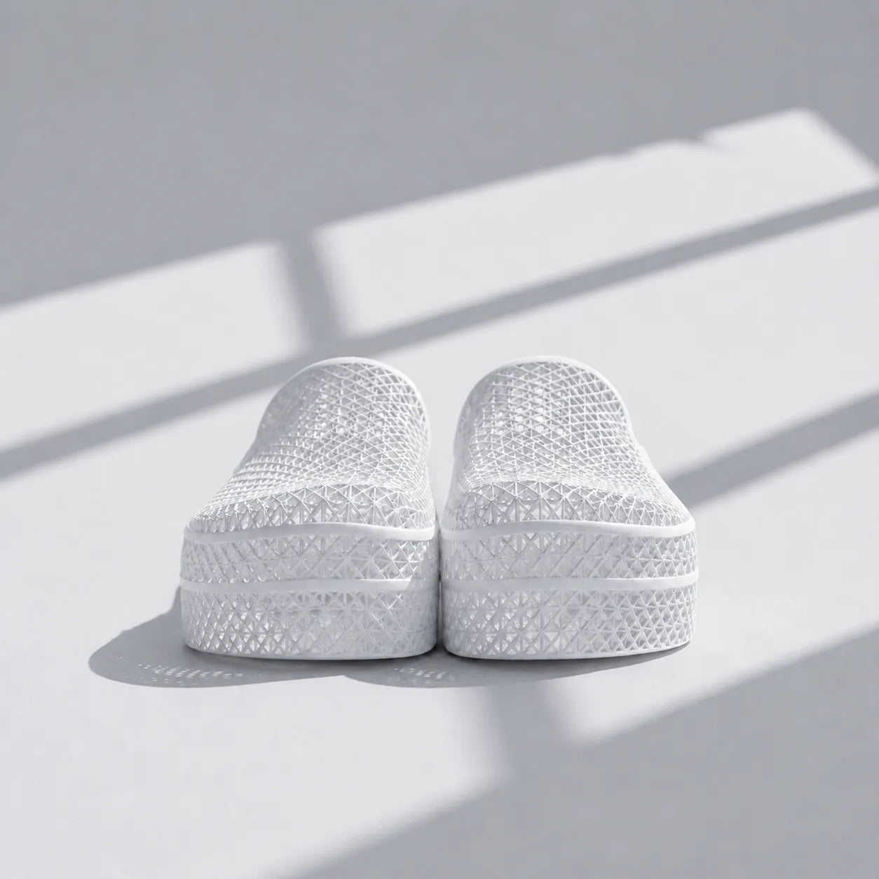 TRANSIT 01 3D printed mule — open lattice upper and platform sole